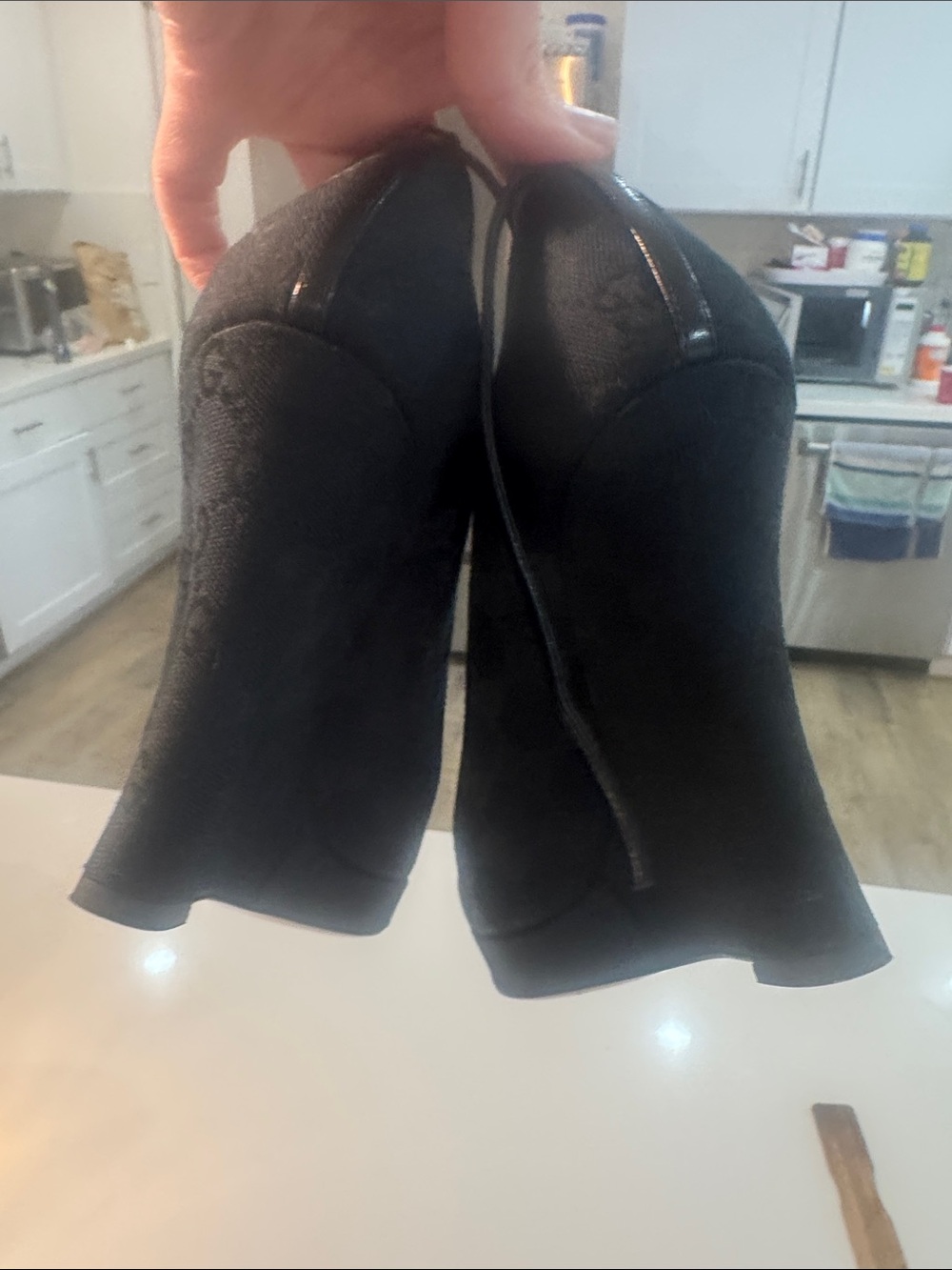GUCCI “TOM FORD” Classic Black Women's Wedge Pumps with Ankle Strap - Picture 16 of 16